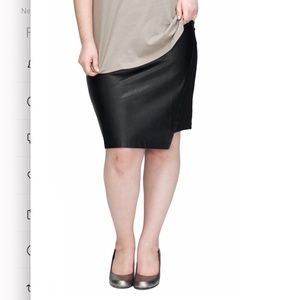 UNIVERSAL STANDARD Mosman Faux Leather Front Skirt